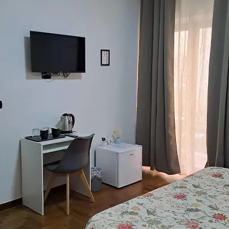 Royal Poerio Pensión Nápoles