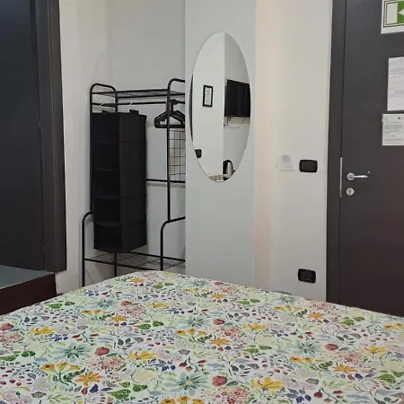 Royal Poerio 3* Naples